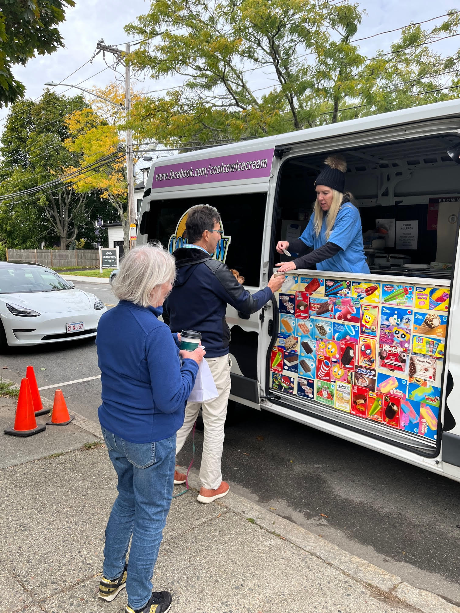 customers in front of ice cream truck